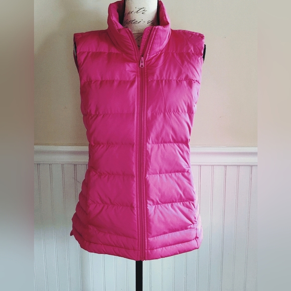 Lands' End Jackets & Blazers - NWOT Lands End quilted down  vest.